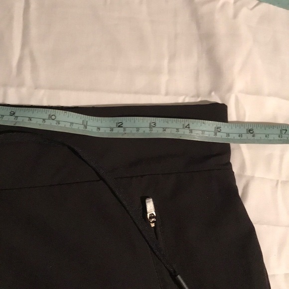 MK TANK WITH BLACK SHORTS - Picture 6 of 8